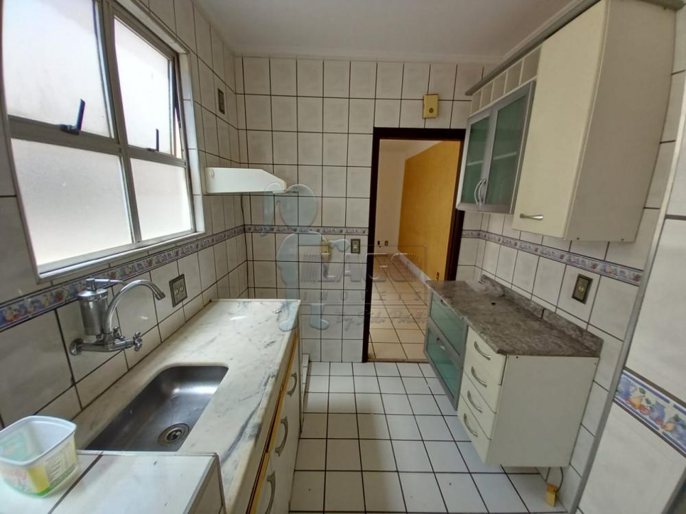 Alugar Apartamentos / Padrão em Ribeirão Preto R$ 750,00 - Foto 4