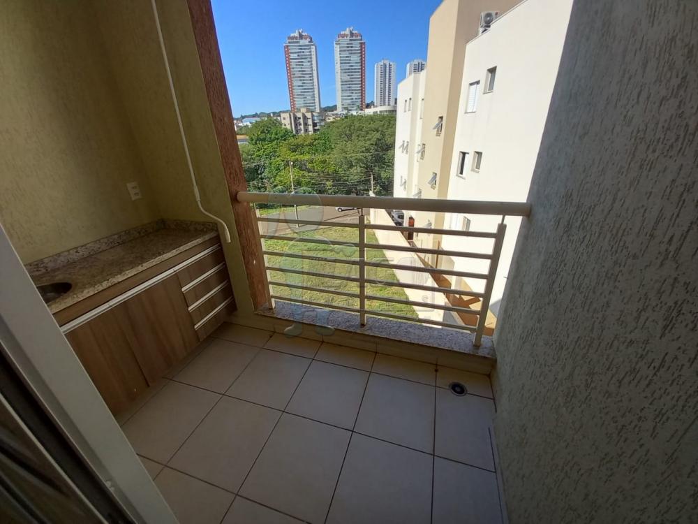 Alugar Apartamentos / Padrão em Ribeirão Preto R$ 1.100,00 - Foto 3