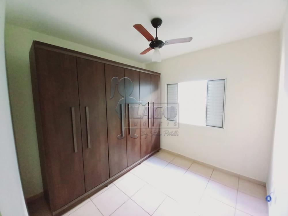 Alugar Casas / Padrão em Ribeirão Preto R$ 900,00 - Foto 14