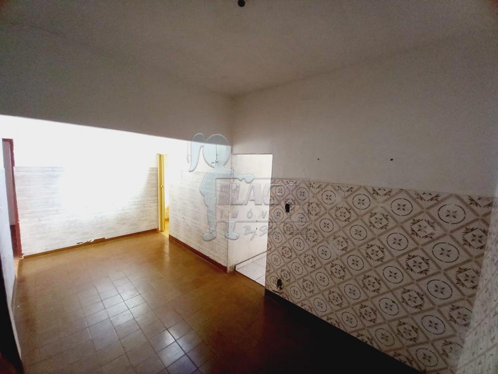 Alugar Casas / Padrão em Ribeirão Preto R$ 750,00 - Foto 3
