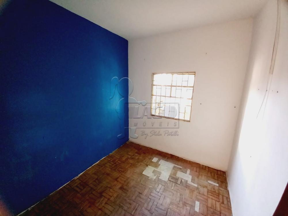 Alugar Casas / Padrão em Ribeirão Preto R$ 750,00 - Foto 14