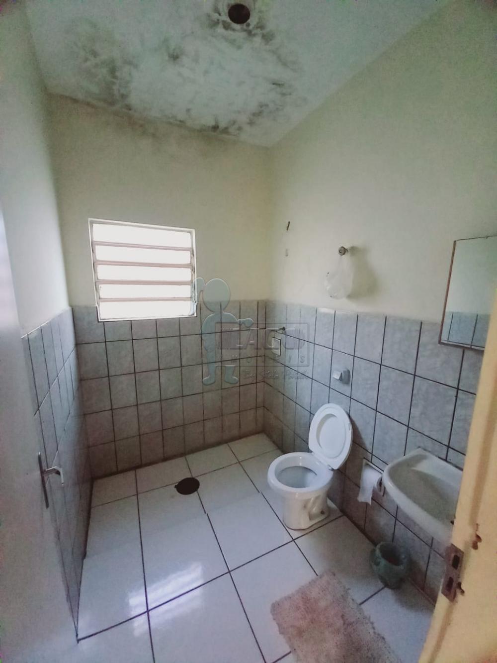 Alugar Casas / Padrão em Ribeirão Preto R$ 900,00 - Foto 7