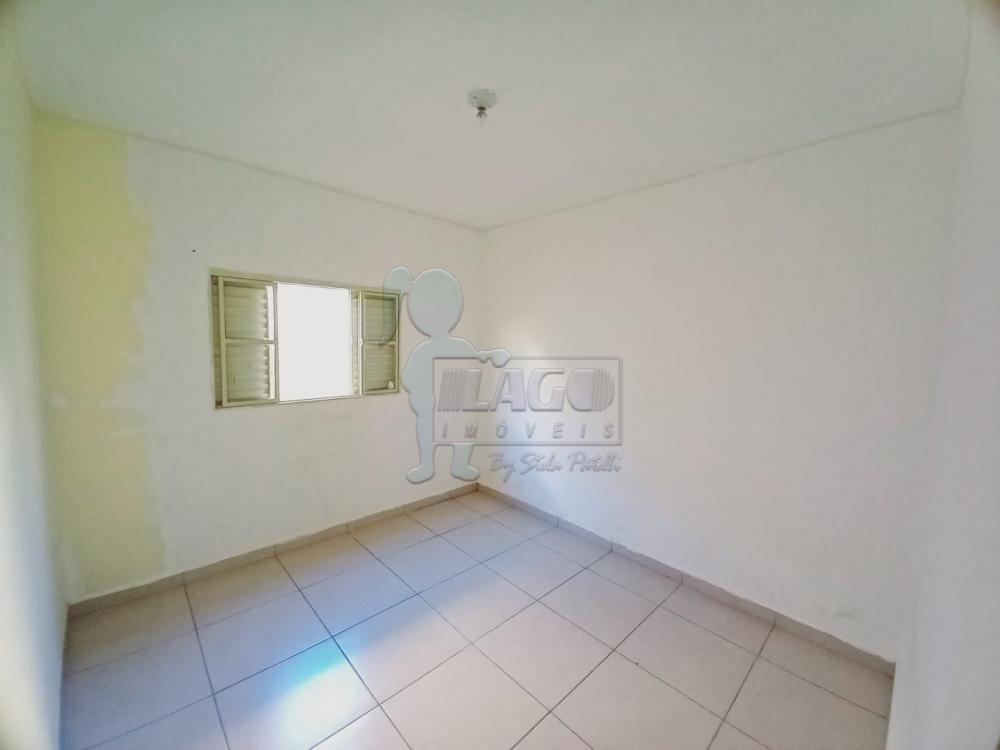 Alugar Casas / Padrão em Ribeirão Preto R$ 900,00 - Foto 5