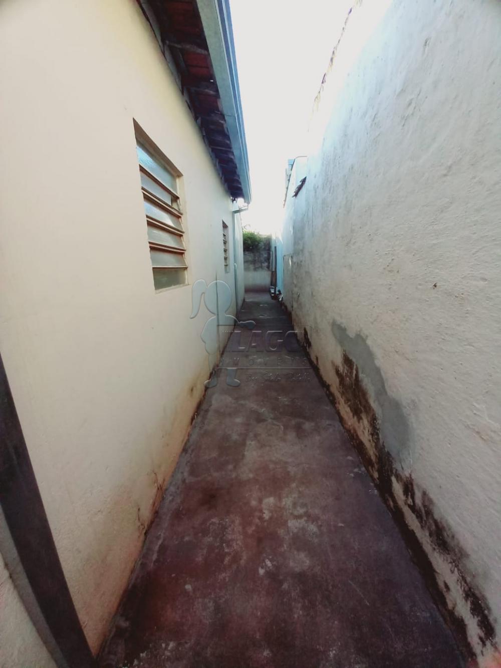 Alugar Casas / Padrão em Ribeirão Preto R$ 900,00 - Foto 11