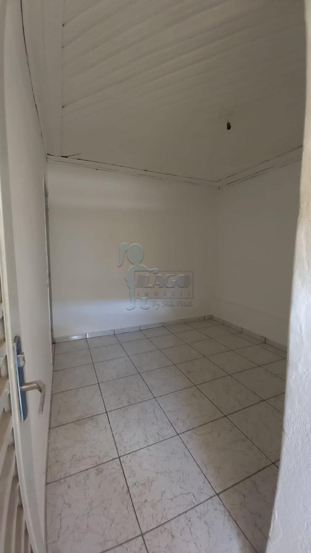 Alugar Casas / Padrão em Ribeirão Preto R$ 2.200,00 - Foto 12