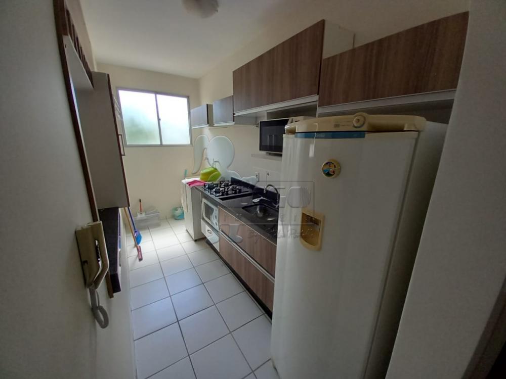 Alugar Apartamentos / Padrão em Ribeirão Preto R$ 1.200,00 - Foto 4