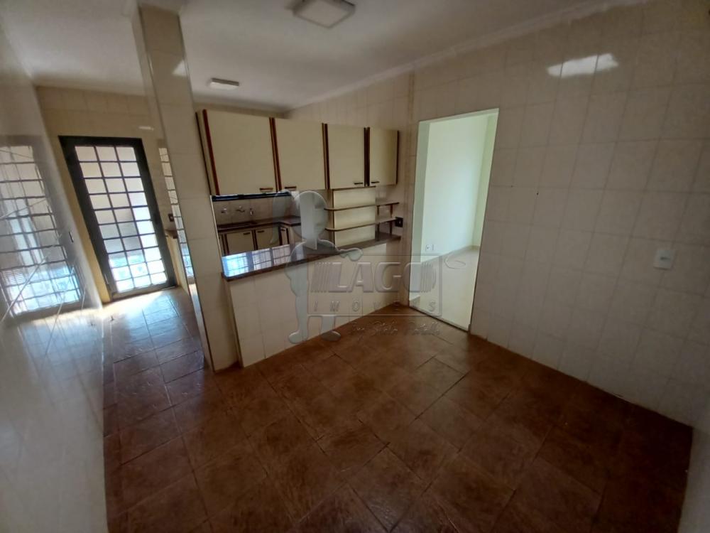 Alugar Casas / Padrão em Ribeirão Preto R$ 1.400,00 - Foto 8