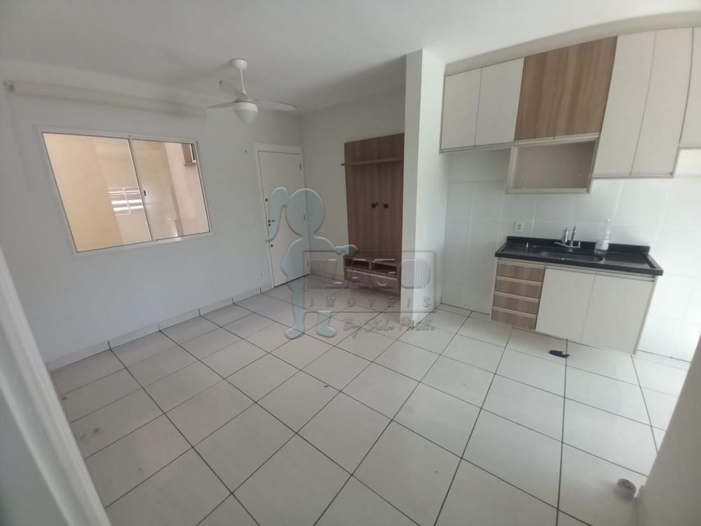 Alugar Apartamentos / Padrão em Ribeirão Preto R$ 800,00 - Foto 4