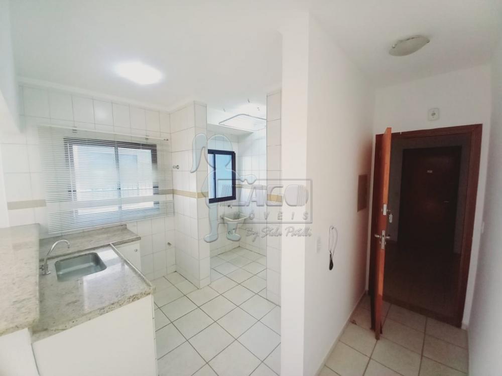 Alugar Apartamentos / Padrão em Ribeirão Preto R$ 1.000,00 - Foto 3