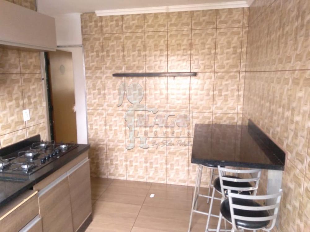 Alugar Apartamentos / Padrão em Ribeirão Preto R$ 600,00 - Foto 3