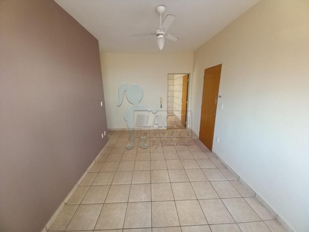 Alugar Apartamentos / Padrão em Ribeirão Preto R$ 1.000,00 - Foto 1