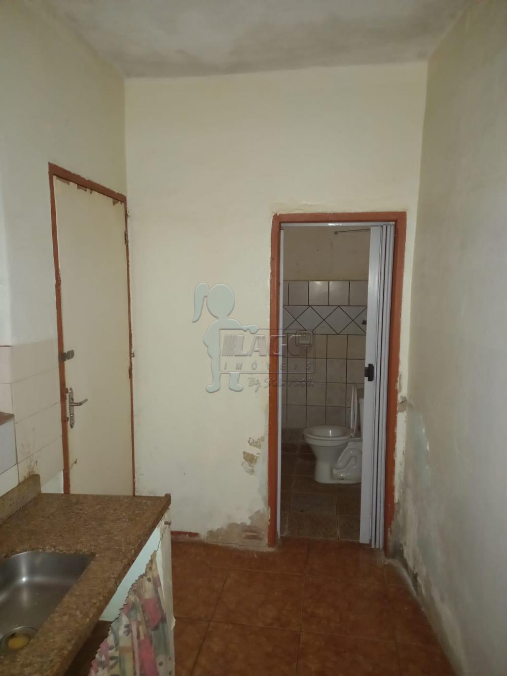 Alugar Casas / Padrão em Ribeirão Preto R$ 800,00 - Foto 23