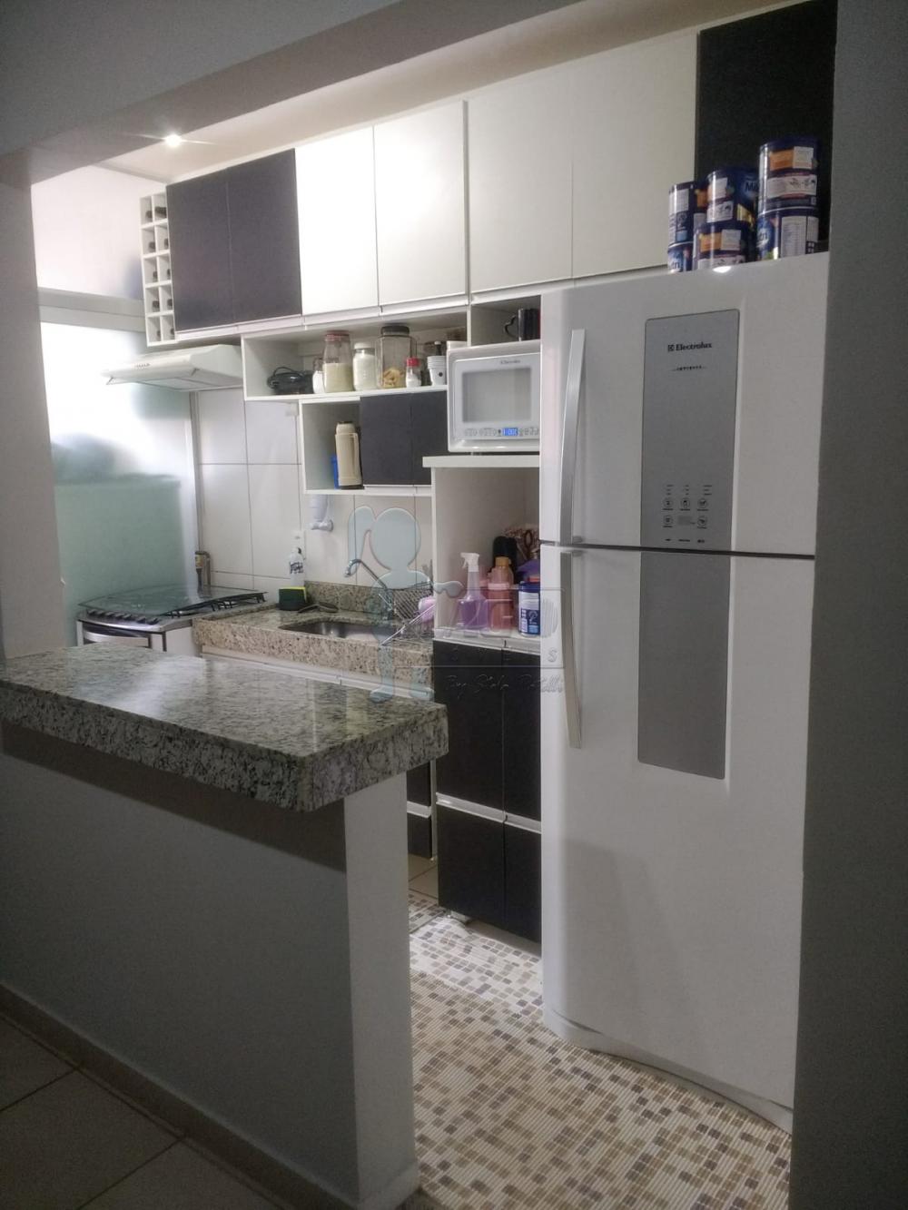 Comprar Apartamentos / Padrão em Ribeirão Preto R$ 300.000,00 - Foto 2