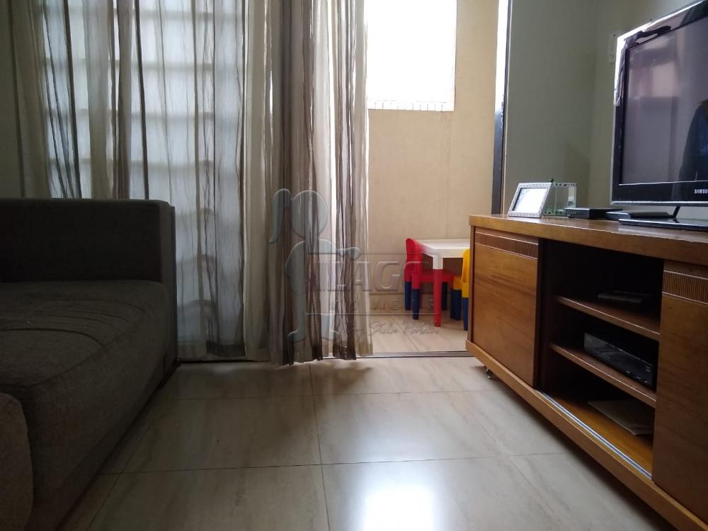 Alugar Apartamentos / Padrão em Ribeirão Preto R$ 1.700,00 - Foto 4