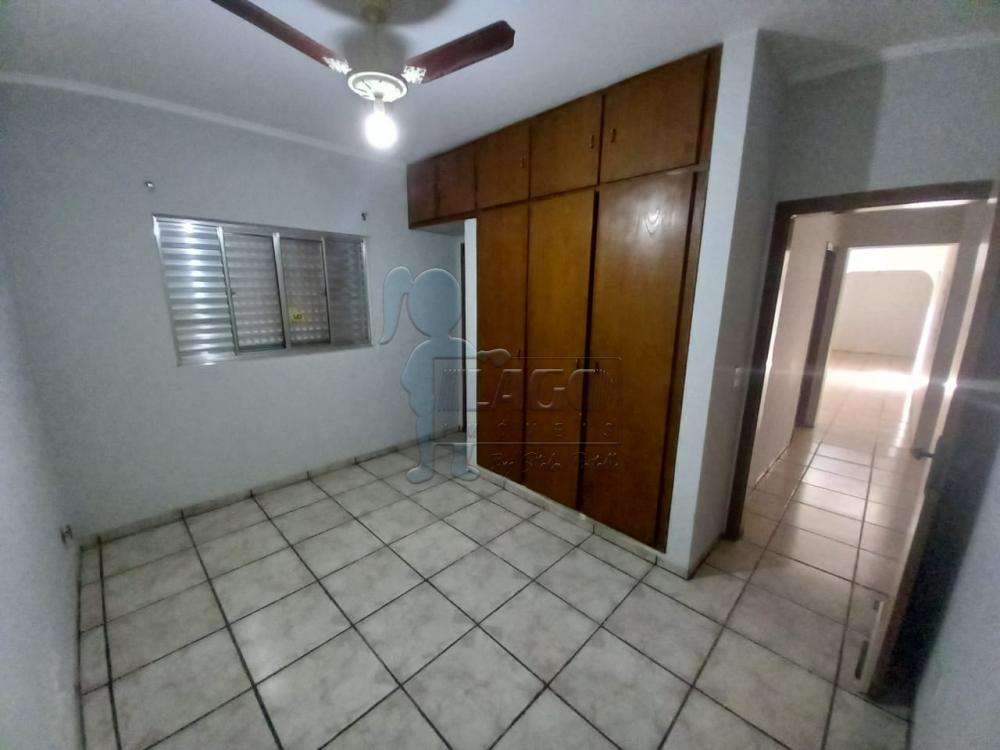 Alugar Casas / Padrão em Ribeirão Preto R$ 2.500,00 - Foto 9