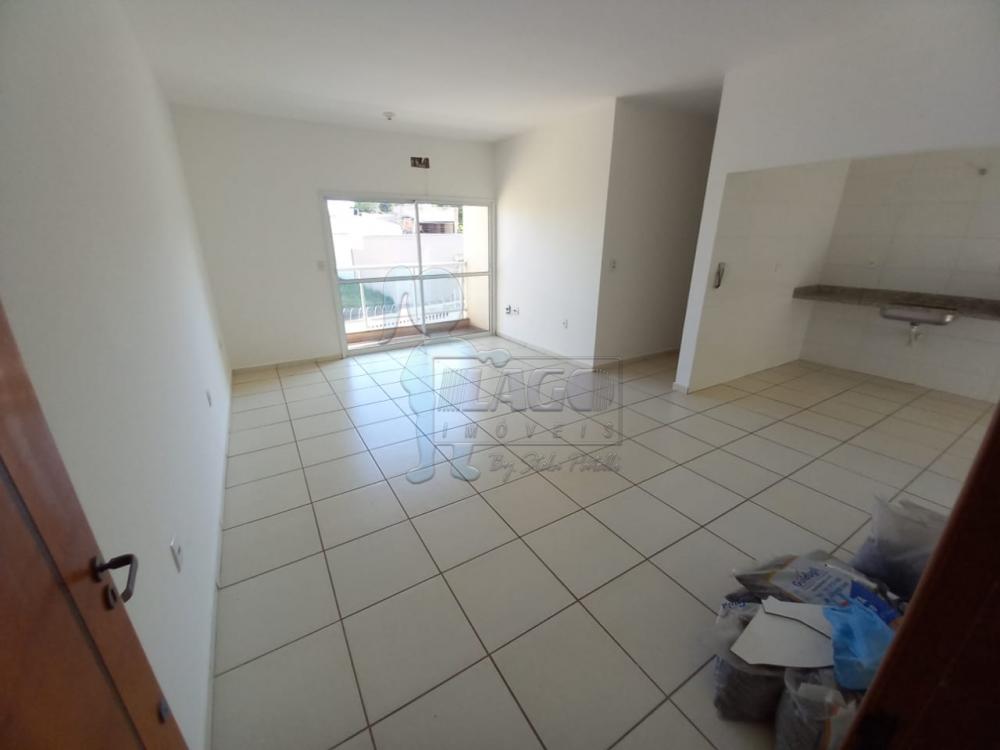 Alugar Apartamentos / Padrão em Ribeirão Preto R$ 1.300,00 - Foto 1