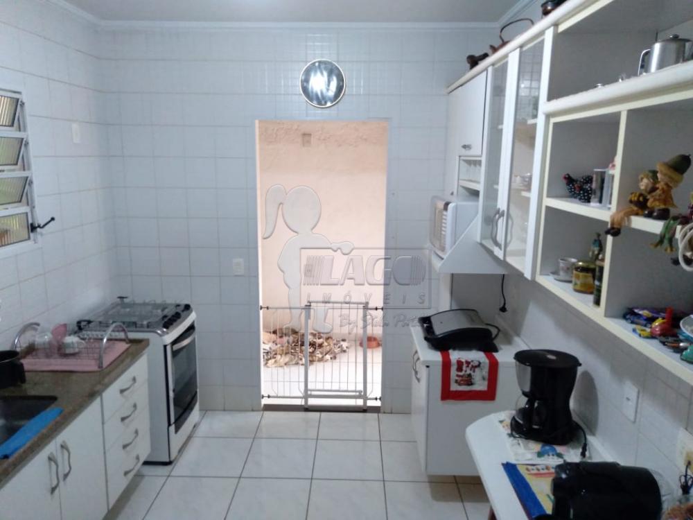 Alugar Casas / Condomínio em Ribeirão Preto R$ 2.400,00 - Foto 3