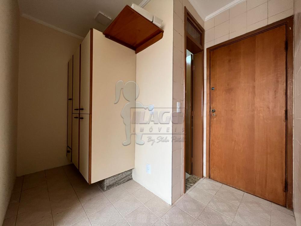 Alugar Apartamentos / Padrão em Ribeirão Preto R$ 1.800,00 - Foto 16