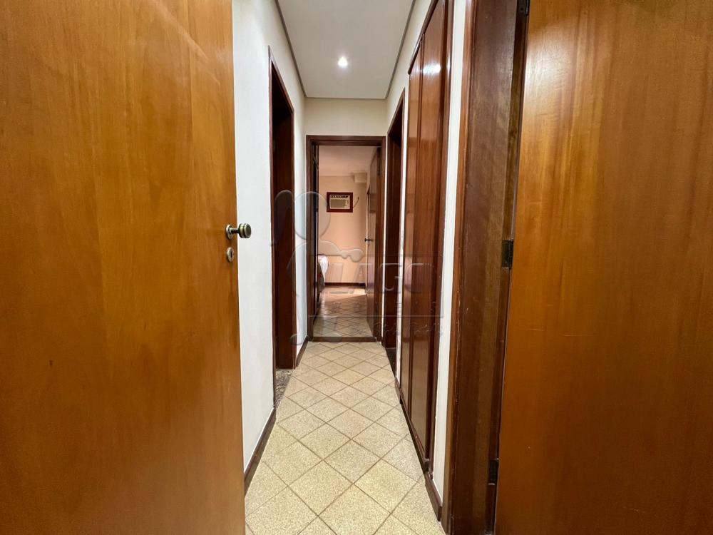 Alugar Apartamentos / Padrão em Ribeirão Preto R$ 1.800,00 - Foto 17