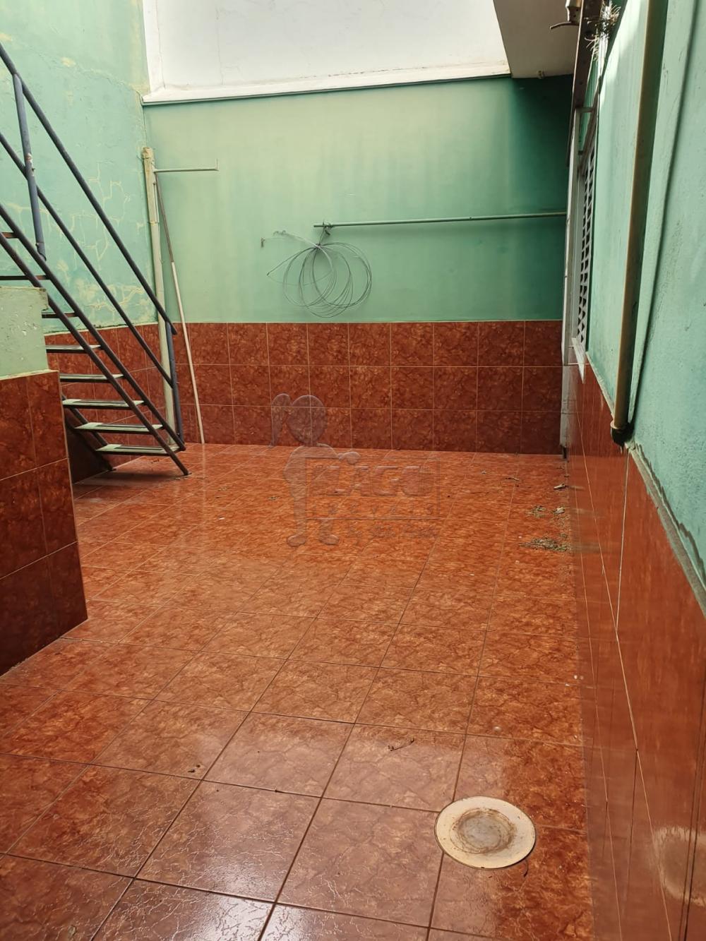 Alugar Casas / Padrão em Ribeirão Preto R$ 1.600,00 - Foto 16