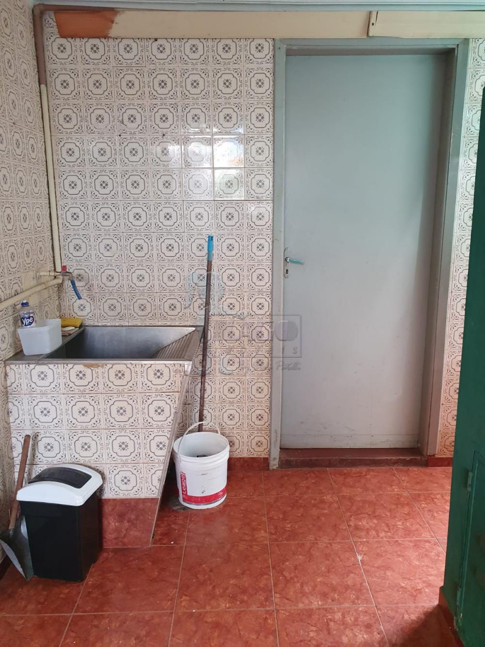 Alugar Casas / Padrão em Ribeirão Preto R$ 1.600,00 - Foto 12