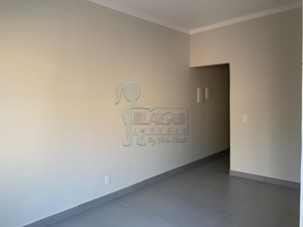 Alugar Casas / Padrão em Ribeirão Preto R$ 1.600,00 - Foto 2