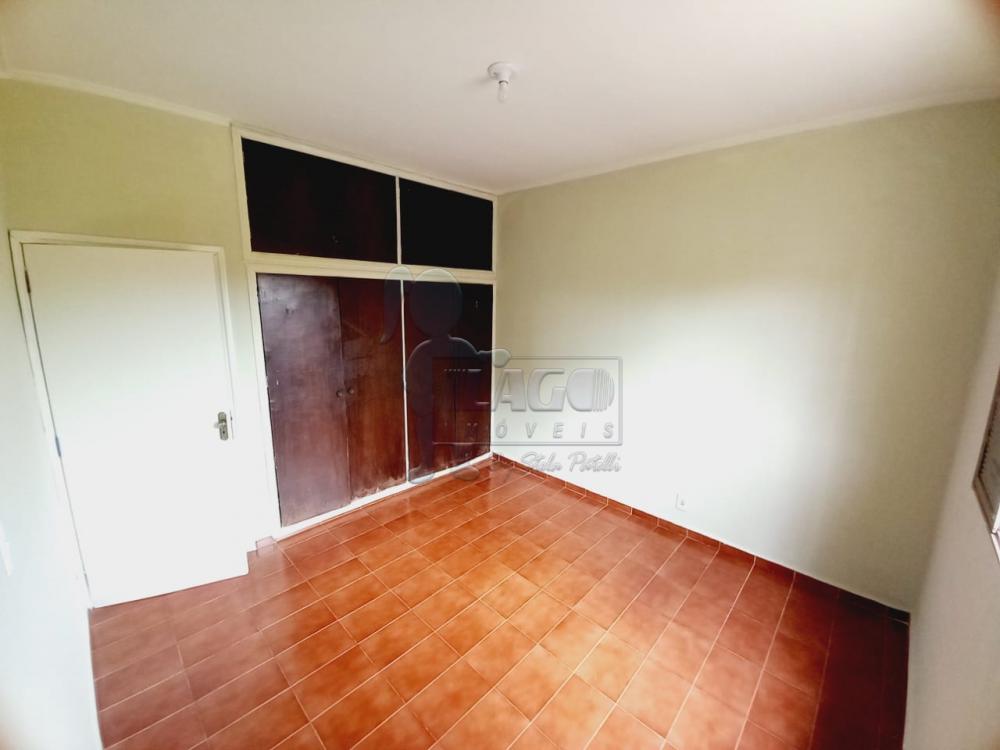 Alugar Casas / Padrão em Ribeirão Preto R$ 1.500,00 - Foto 3