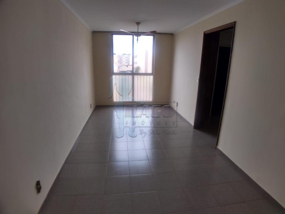 Alugar Apartamentos / Padrão em Ribeirão Preto R$ 800,00 - Foto 1