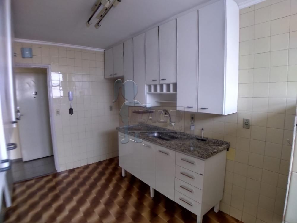 Alugar Apartamentos / Padrão em Ribeirão Preto R$ 800,00 - Foto 3