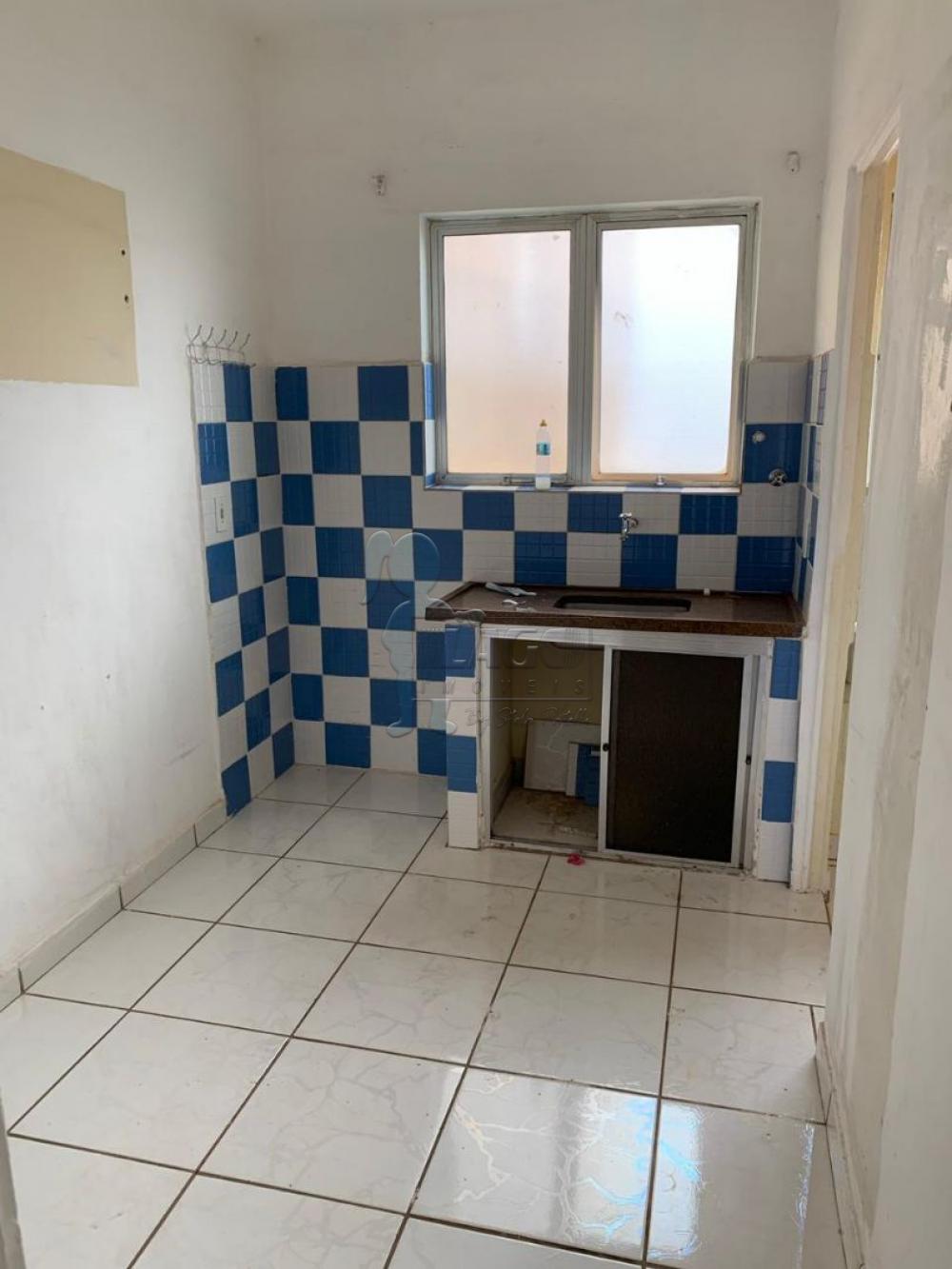 Alugar Apartamentos / Padrão em Ribeirão Preto R$ 950,00 - Foto 2