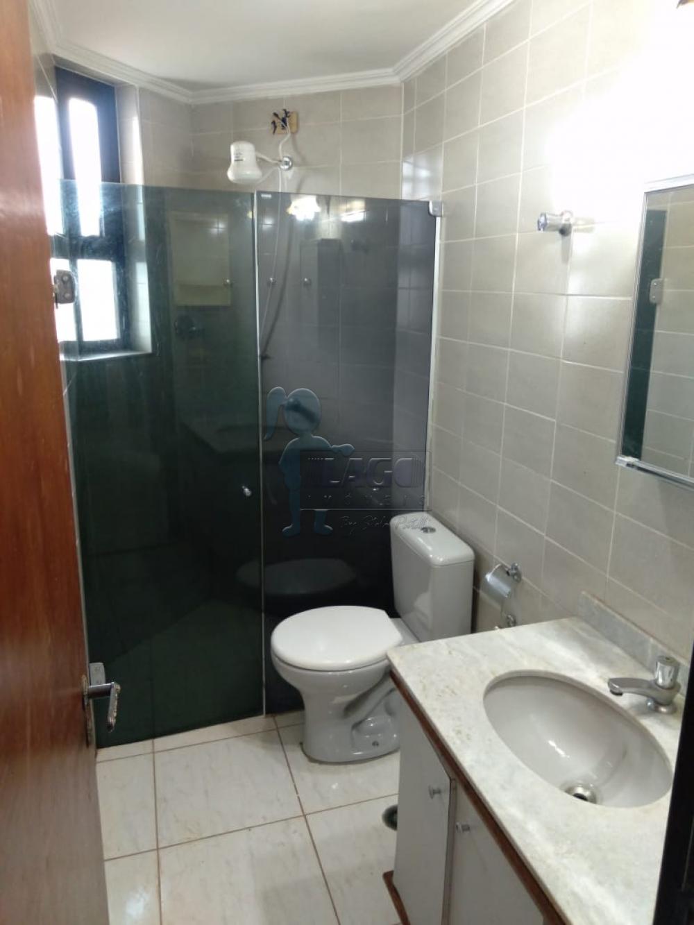 Alugar Apartamentos / Padrão em Ribeirão Preto R$ 1.400,00 - Foto 16