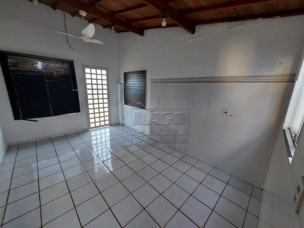 Alugar Casas / Padrão em Ribeirão Preto R$ 3.500,00 - Foto 2