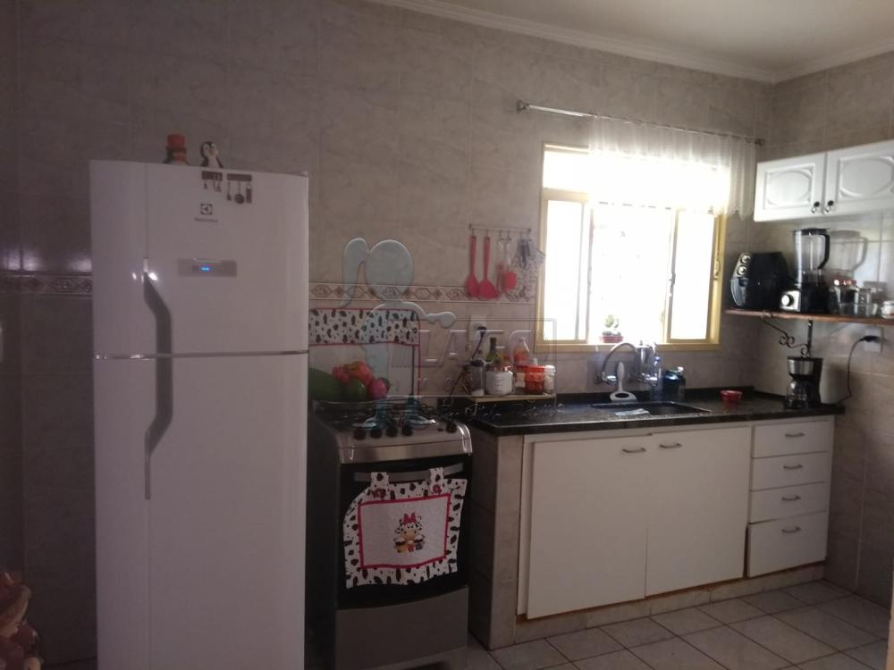 Comprar Apartamentos / Padrão em Ribeirão Preto R$ 265.000,00 - Foto 3