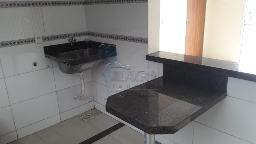 Alugar Apartamentos / Padrão em Ribeirão Preto R$ 550,00 - Foto 3