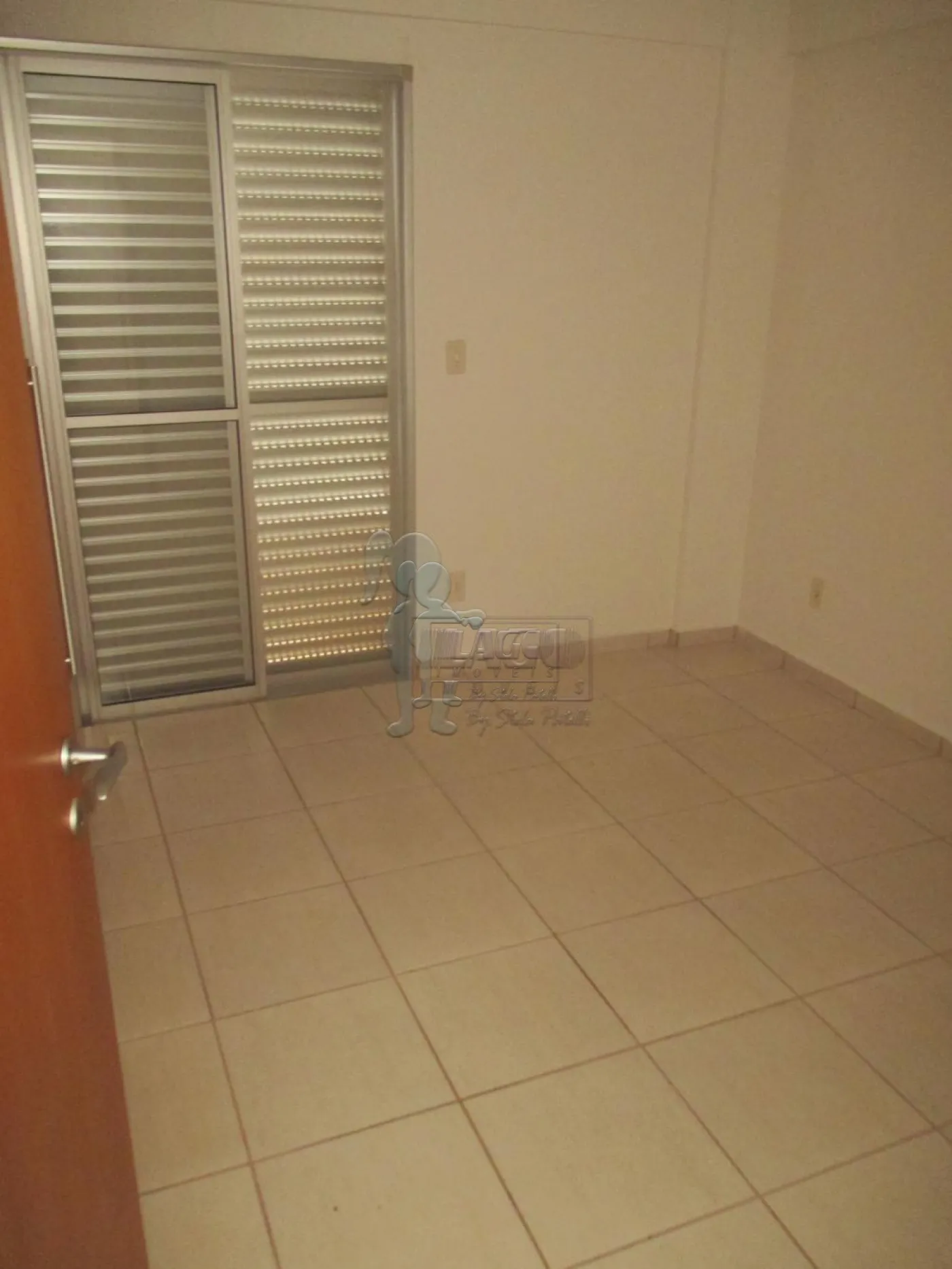 Alugar Apartamentos / Padrão em Ribeirão Preto R$ 950,00 - Foto 3