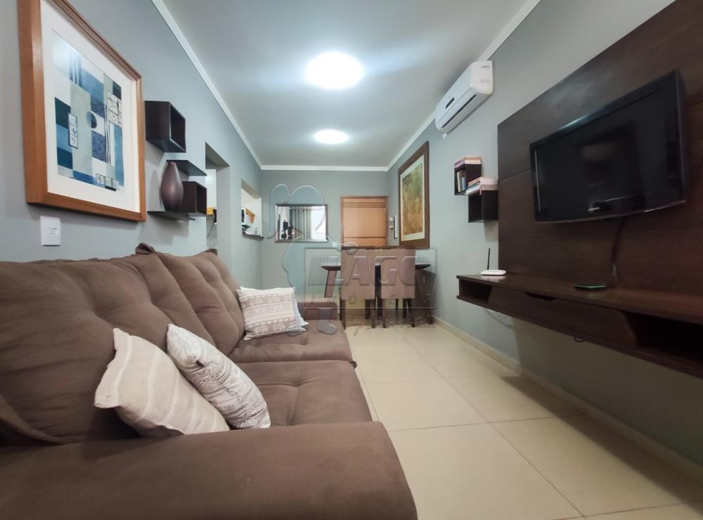 Alugar Apartamentos / Padrão em Ribeirão Preto R$ 1.200,00 - Foto 1