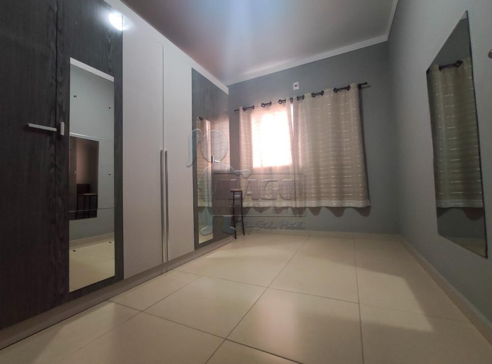 Alugar Apartamentos / Padrão em Ribeirão Preto R$ 1.200,00 - Foto 3