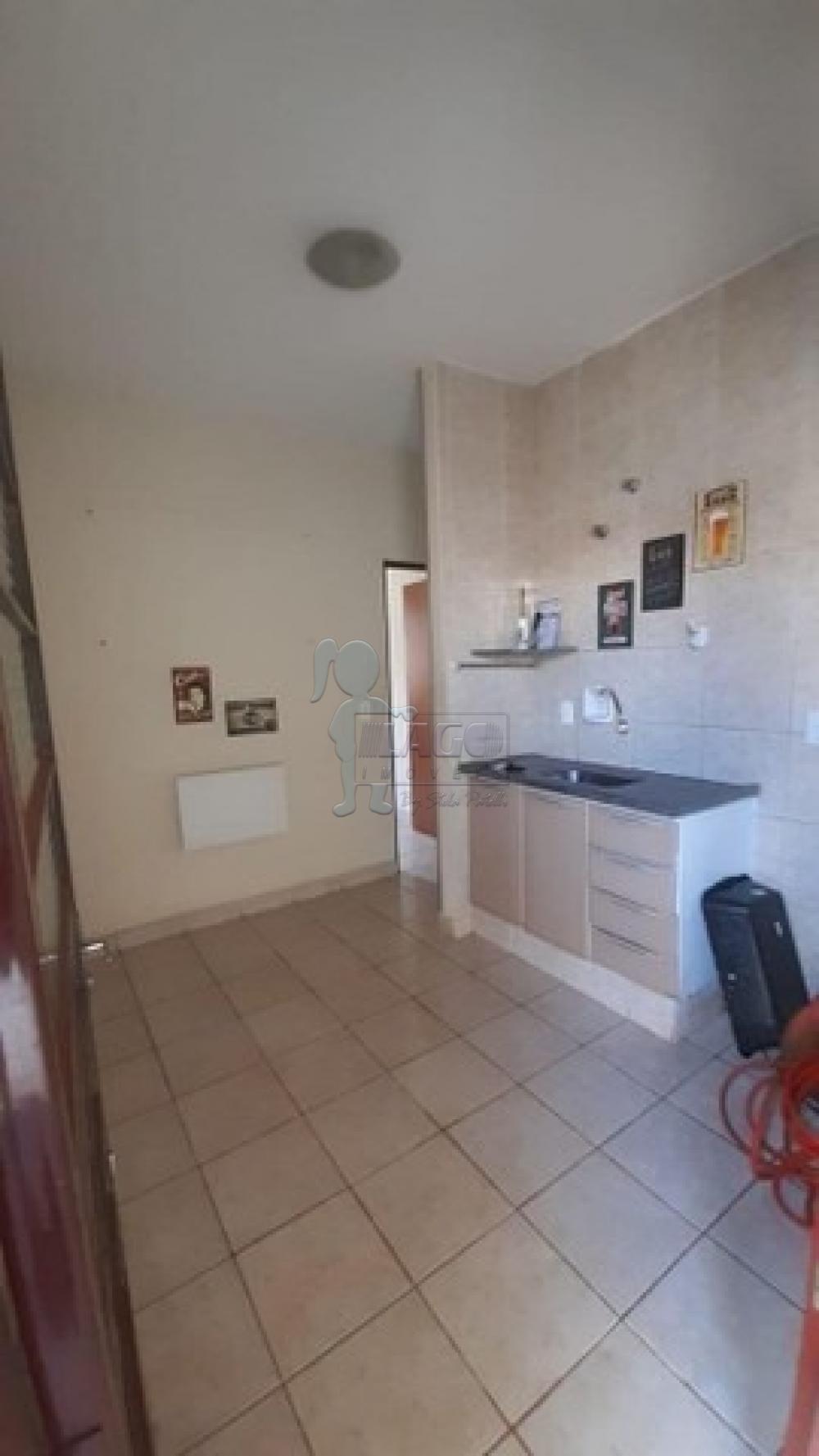 Alugar Apartamentos / Padrão em Ribeirão Preto R$ 785,00 - Foto 3