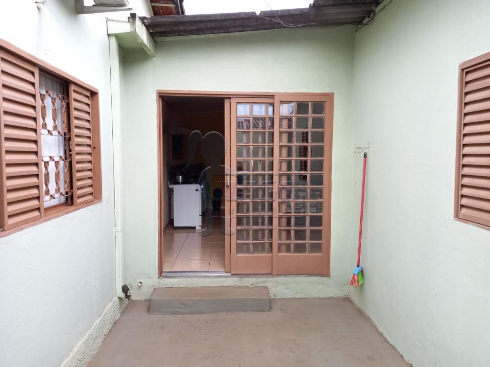 Alugar Casas / Padrão em Ribeirão Preto R$ 1.000,00 - Foto 14