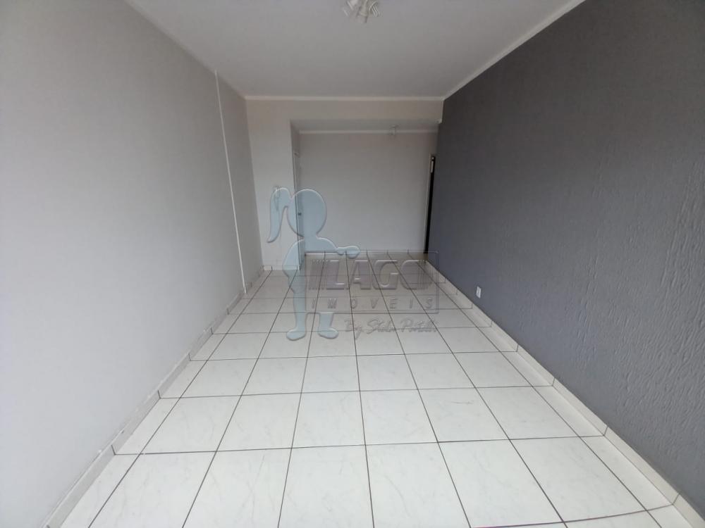 Alugar Apartamentos / Padrão em Ribeirão Preto R$ 780,00 - Foto 1