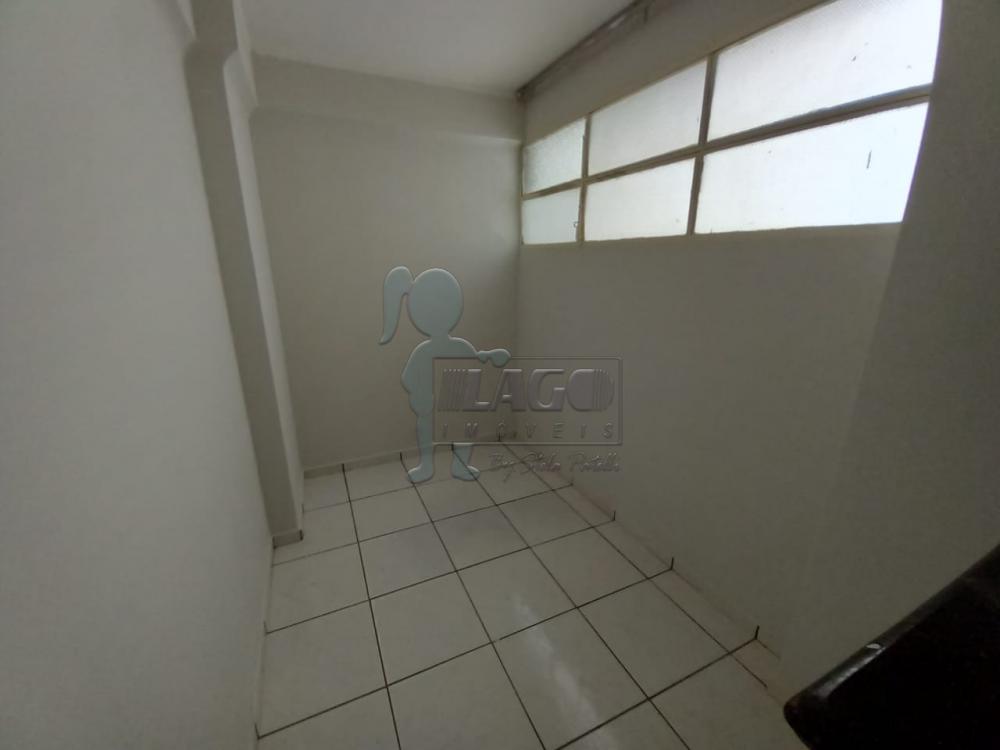 Alugar Apartamentos / Padrão em Ribeirão Preto R$ 780,00 - Foto 5