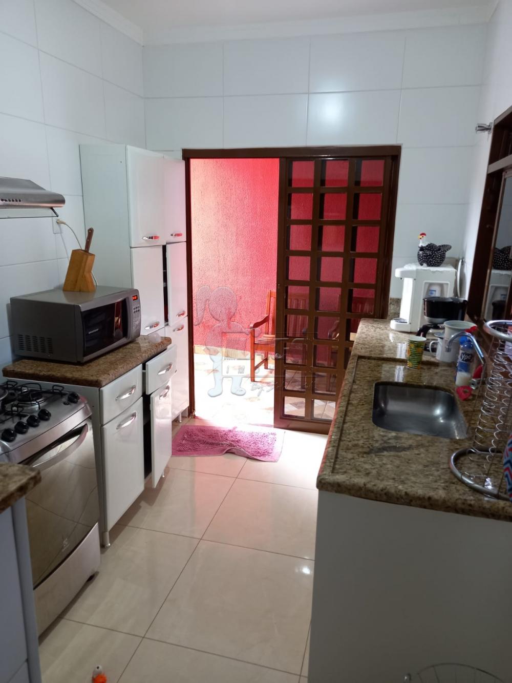 Comprar Casas / Padrão em Ribeirão Preto R$ 330.000,00 - Foto 4