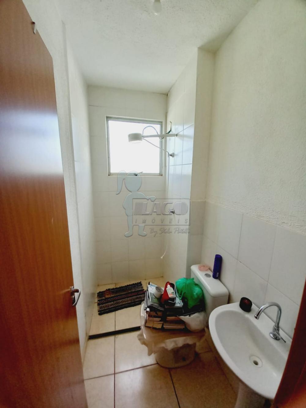 Alugar Apartamentos / Padrão em Ribeirão Preto R$ 800,00 - Foto 4