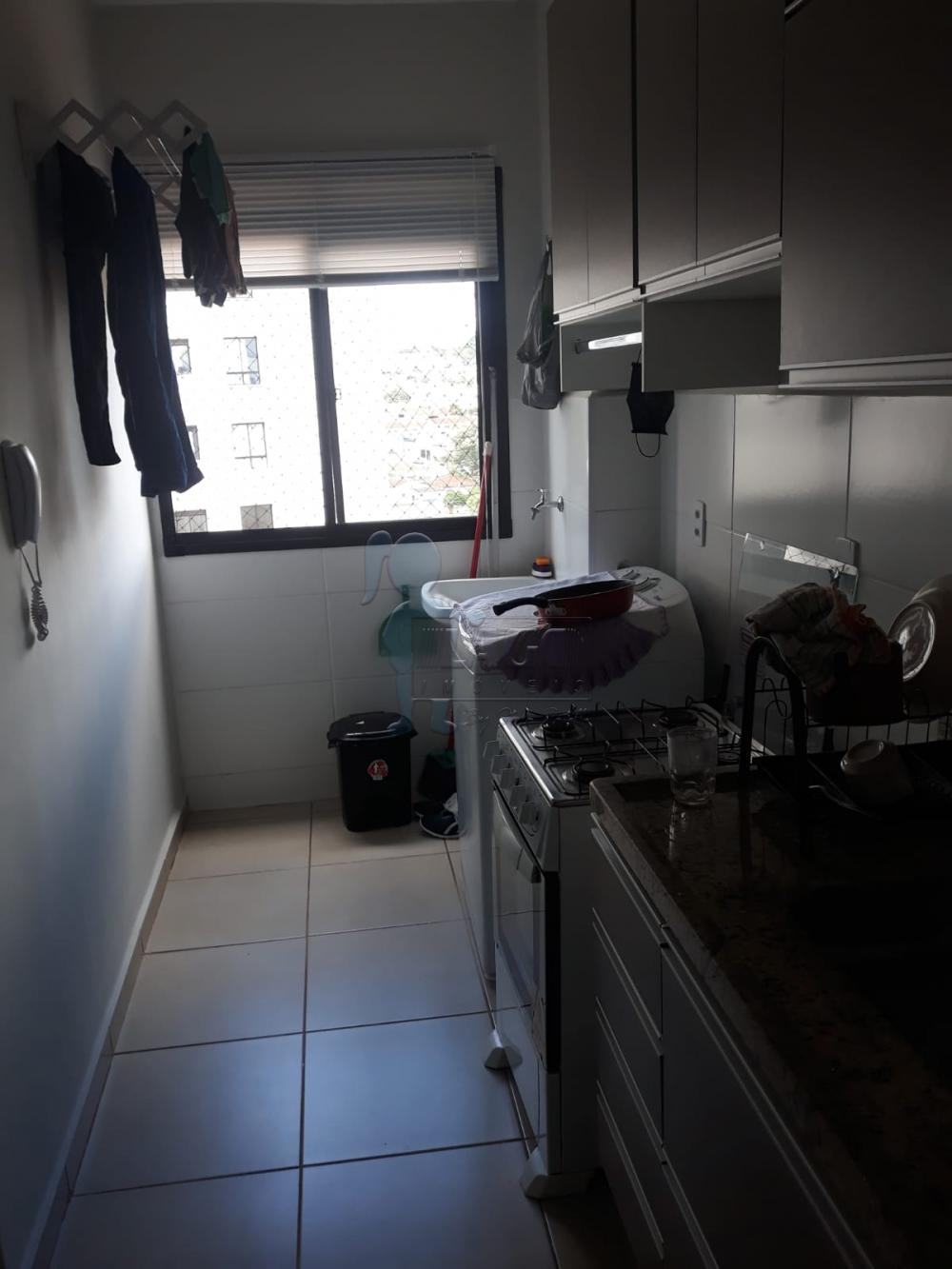 Comprar Apartamentos / Padrão em Ribeirão Preto R$ 244.000,00 - Foto 5