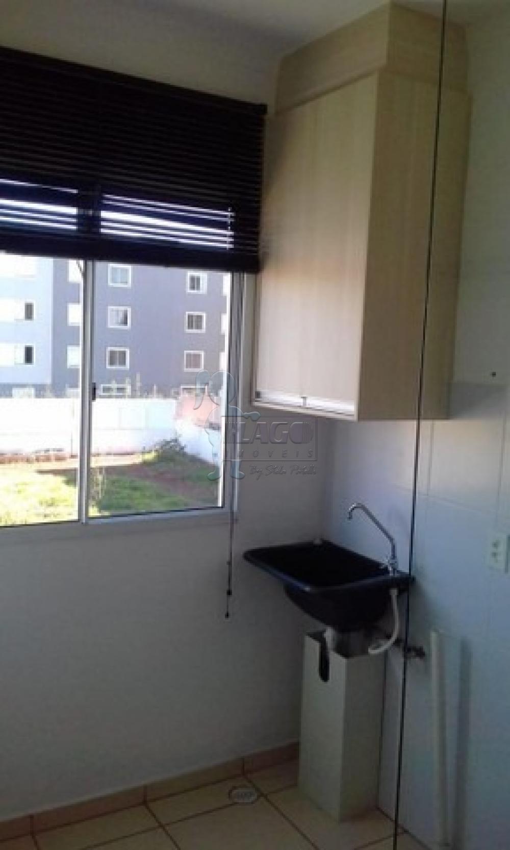 Alugar Apartamentos / Padrão em Ribeirão Preto R$ 900,00 - Foto 2