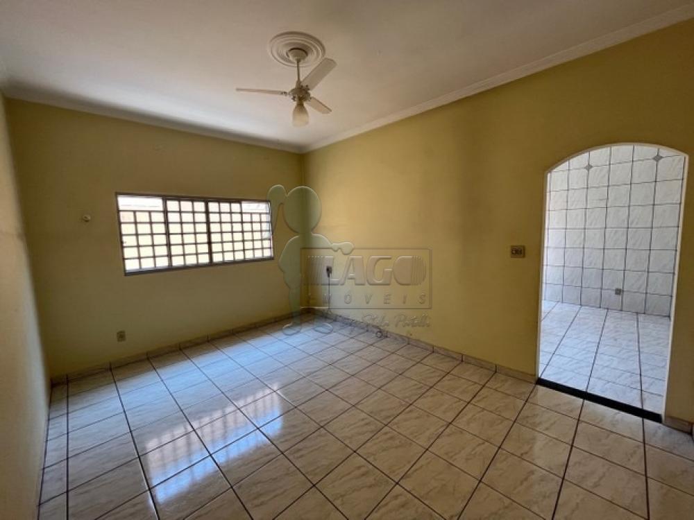 Alugar Casas / Padrão em Ribeirão Preto R$ 1.300,00 - Foto 1