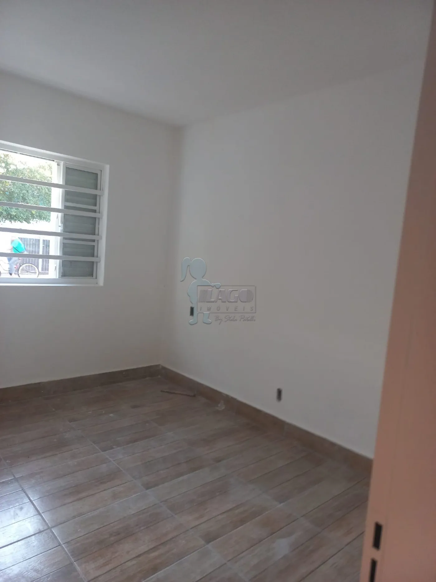 Comprar Casas / Padrão em Ribeirão Preto R$ 180.000,00 - Foto 5