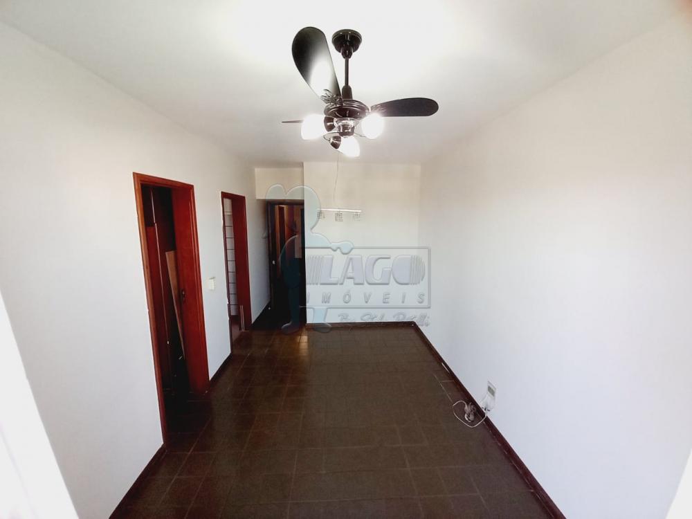 Alugar Apartamentos / Padrão em Ribeirão Preto R$ 1.350,00 - Foto 1