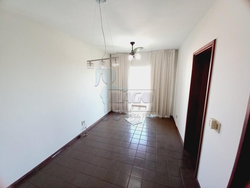 Alugar Apartamentos / Padrão em Ribeirão Preto R$ 1.350,00 - Foto 2