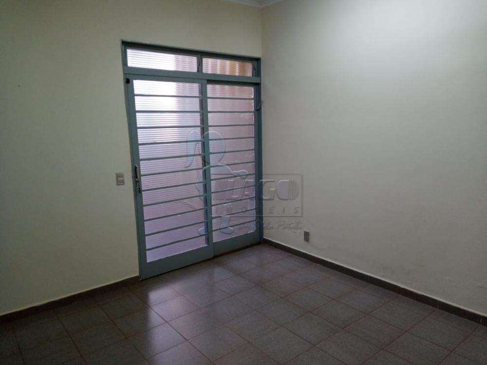 Comprar Casas / Padrão em Ribeirão Preto R$ 310.000,00 - Foto 1